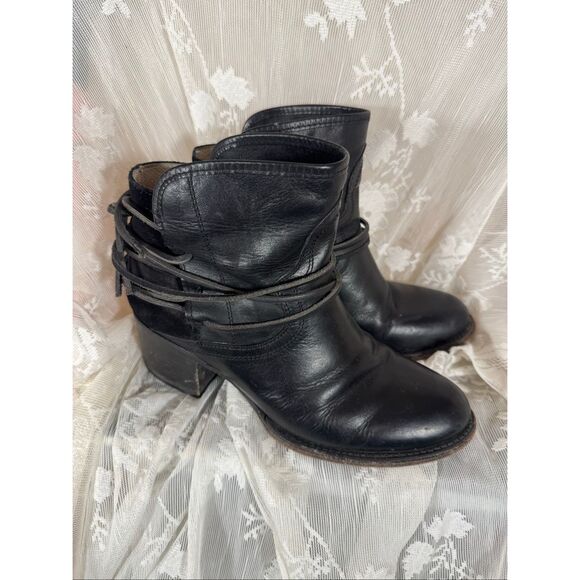 Freebird by Steven “Casey” Black Leather Wrap Ankle BootieSize 9Discontinu